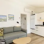 2 Person In Strand-by Traum バイアス・スタン