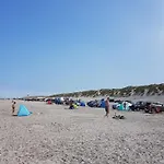 別荘 2 Person In Strand-by Traum バイアス・スタン