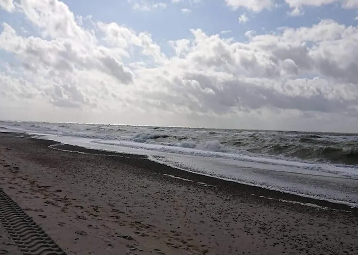 2 Person In Strand-by Traum Vejers Strand