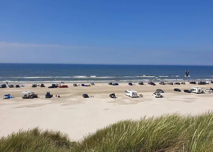 2 Person In Strand-by Traum